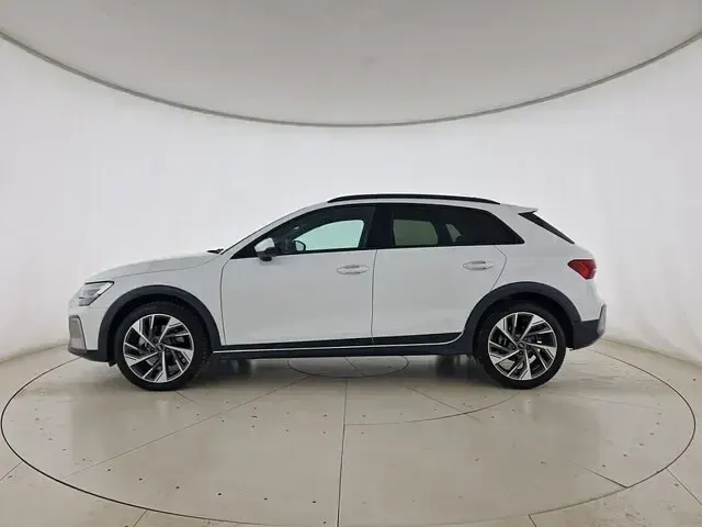 Neu Audi A3 Business 150 PS (110 kW) 2026 Weiß Limousine