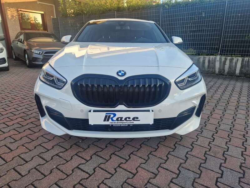 Usata BMW 118 M Sport 140 CV (102 kW) 2022 Bianco Utilitaria