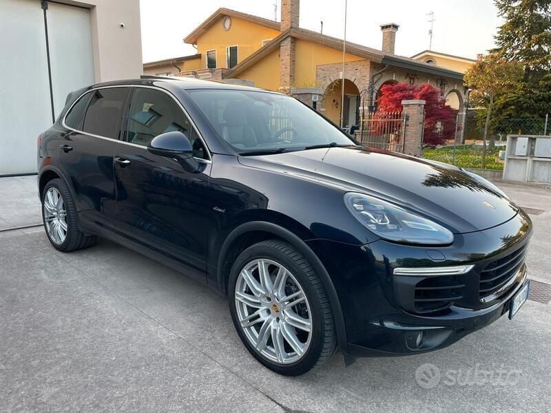 Usata Porsche Cayenne 250 CV (183 kW) 2016 Blu SUV