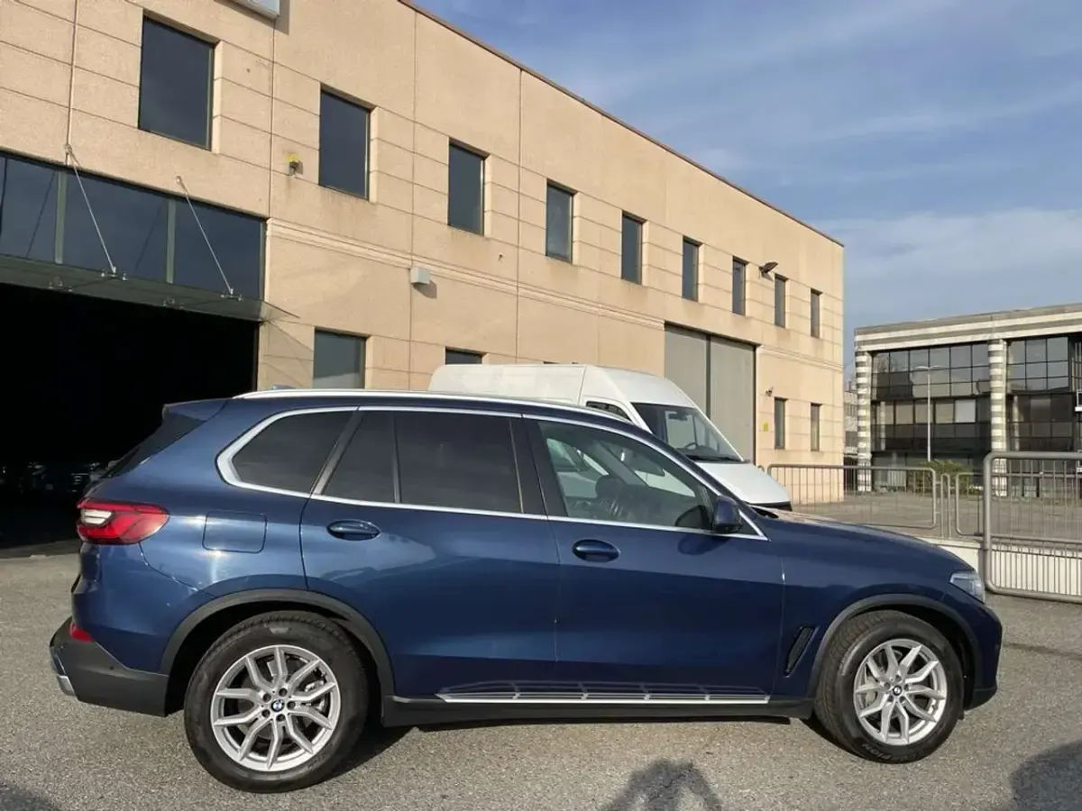 Usata BMW X5 265 CV (194 kW) 2020 Blu/azzurro SUV
