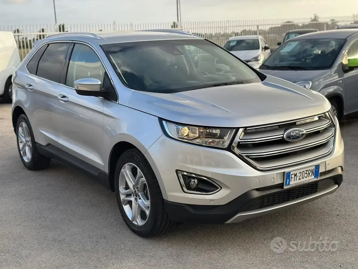 Usata Ford Edge Titanium 209 CV (153 kW) 2018 Grigio SUV