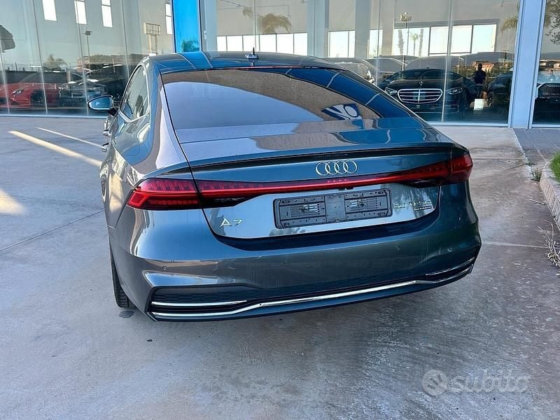 Nuova Audi A7 S-Line 265 CV (194 kW) 2025 Grigio Berlina