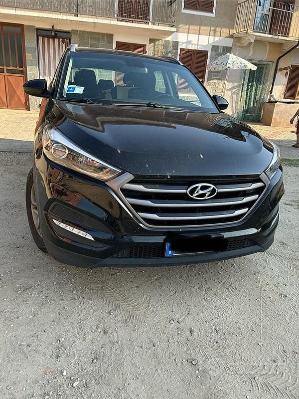 Usata Hyundai Tucson 116 CV (85 kW) 2016 Nero SUV