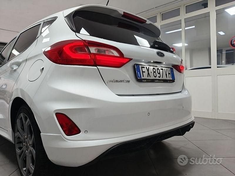 Usata Ford Fiesta ST-Line 86 CV (63 kW) 2019 Bianco Berlina
