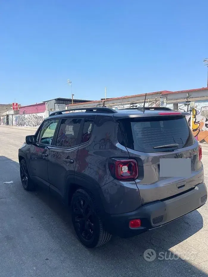 Usata Jeep Renegade Night Eagle 120 CV (88 kW) 2021 Grigio SUV