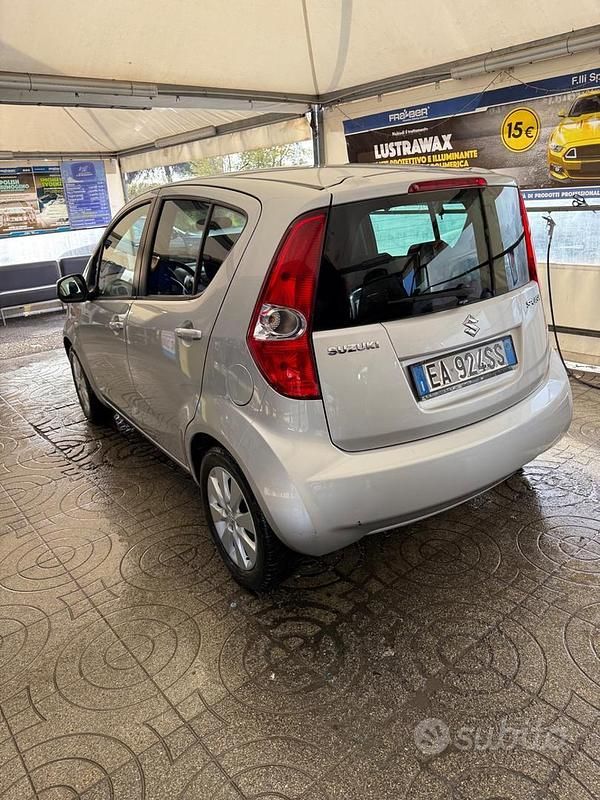Usata Suzuki Splash GLS 65 CV (47 kW) 2010 Grigio Utilitaria