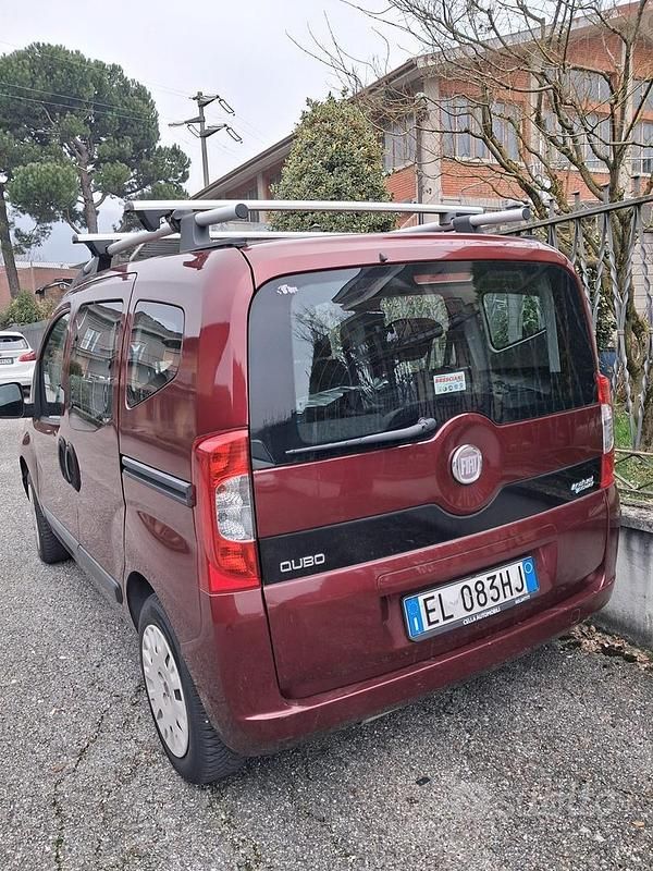 Usata Fiat Qubo Trekking 77 CV (56 kW) 2012 Rosso Monovolume