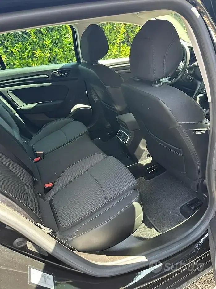 Usata Renault Mégane GrandTour 116 CV (85 kW) 2019 Nero Station wagon