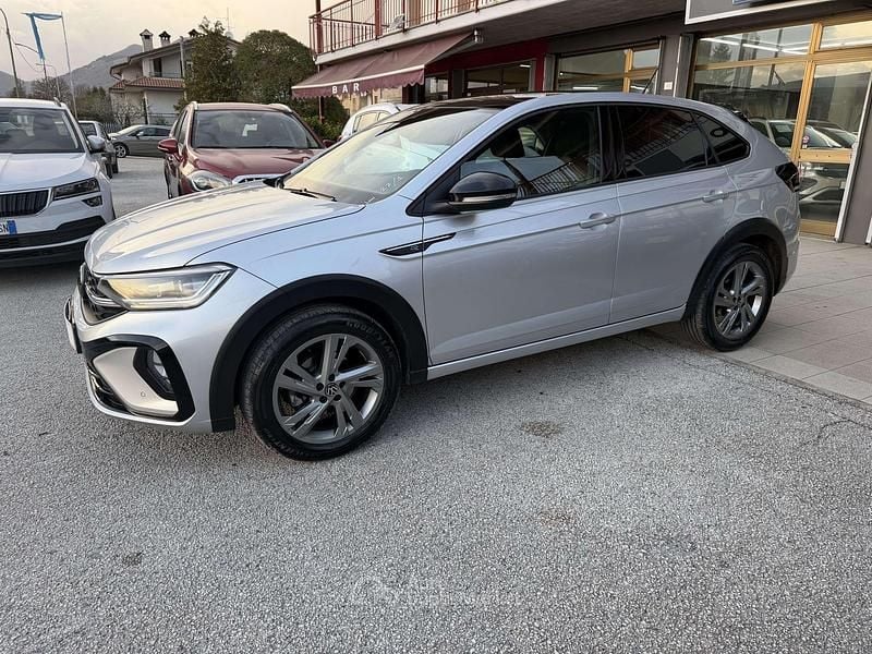 Usata VW Taigo R-line 110 CV (80 kW) 2022 Argento SUV