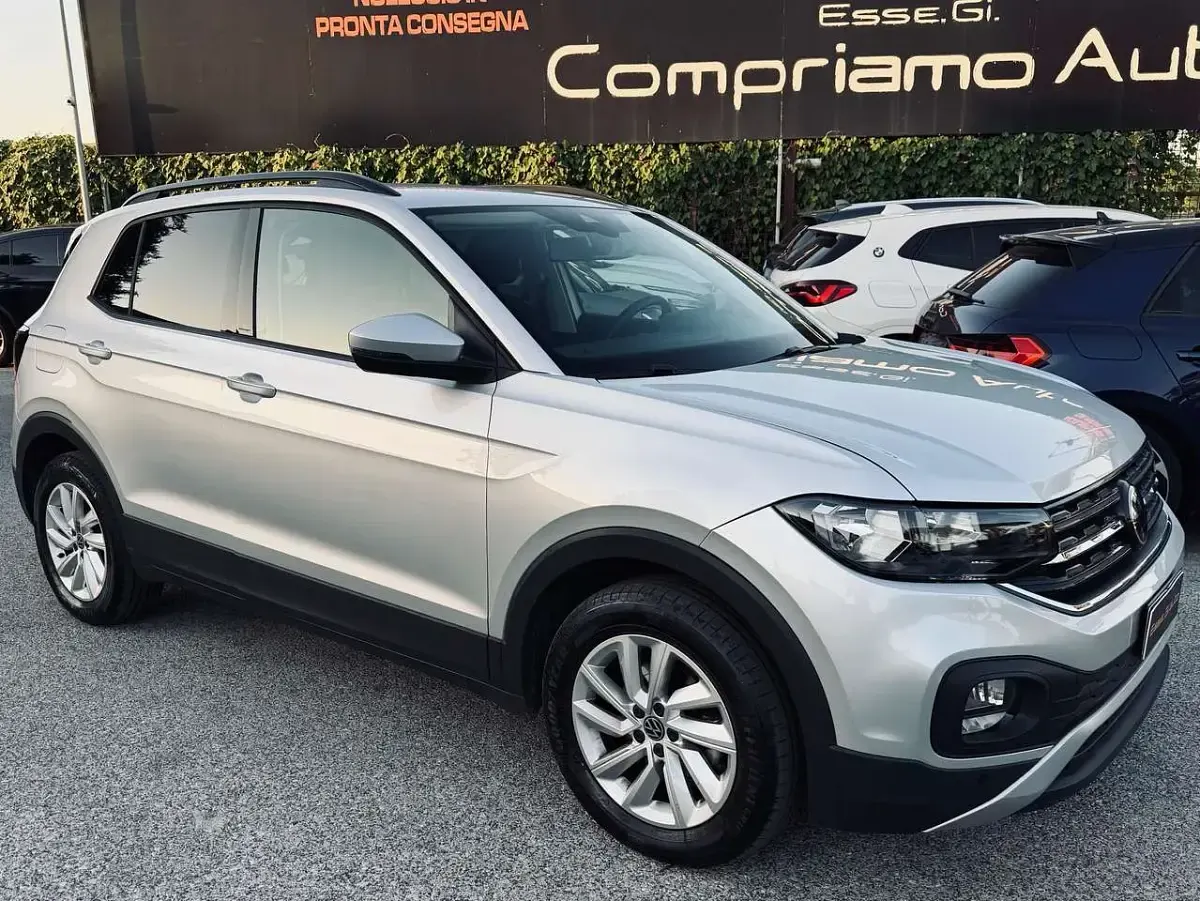 Usata VW T-Cross Style 110 CV (80 kW) 2022 Argento SUV