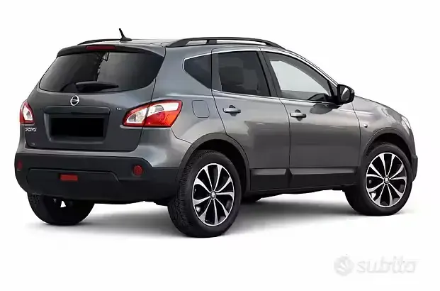 Usata Nissan Qashqai 131 CV (96 kW) 2013 Grigio SUV