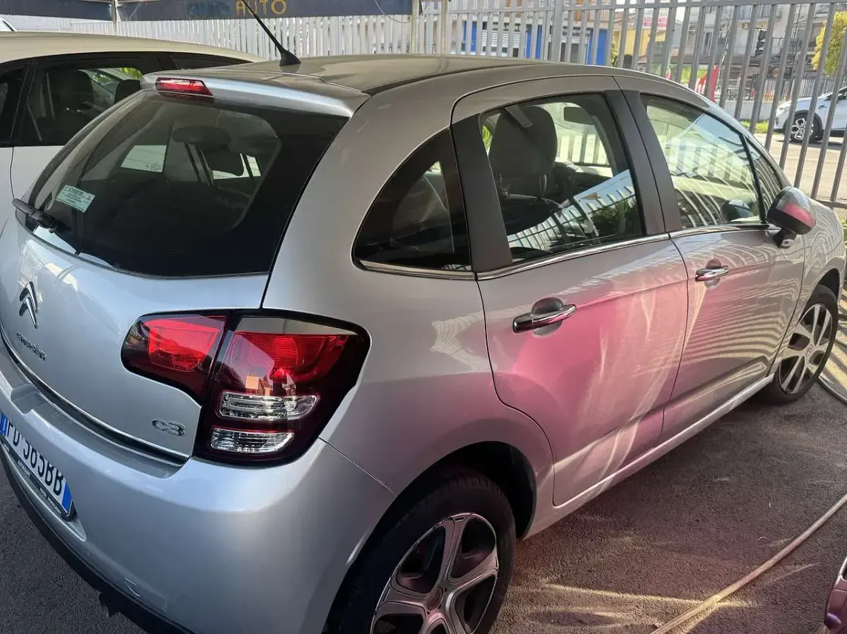 Usata Citroën C3 SELECTION 75 CV (55 kW) 2016 Argento Berlina