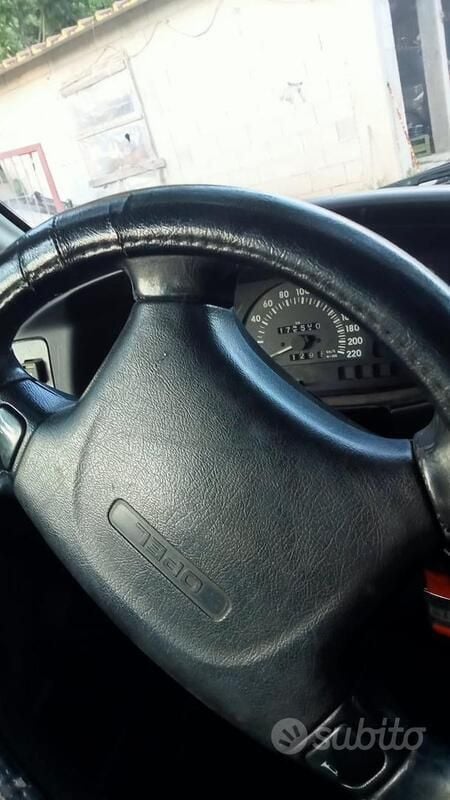 Usata Opel Frontera Sport 116 CV (85 kW) 1997 Verde SUV