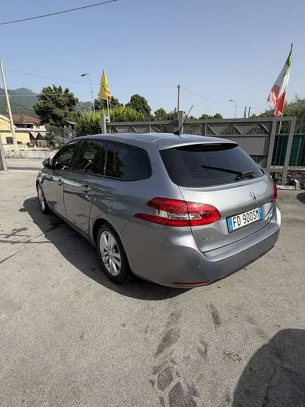 Usata Peugeot 308 SW Business-Line 120 CV (88 kW) 2016 Station wagon