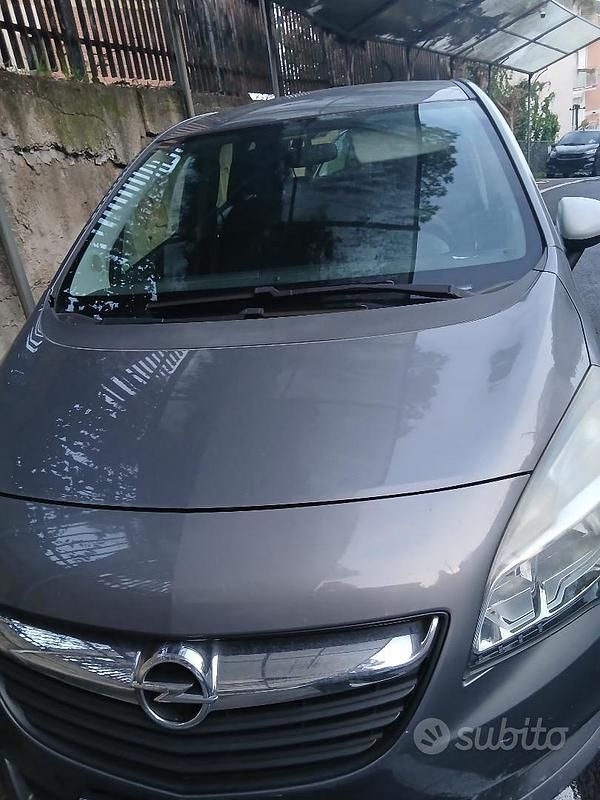 Usata Opel Meriva 100 CV (73 kW) 2016 Grigio Monovolume