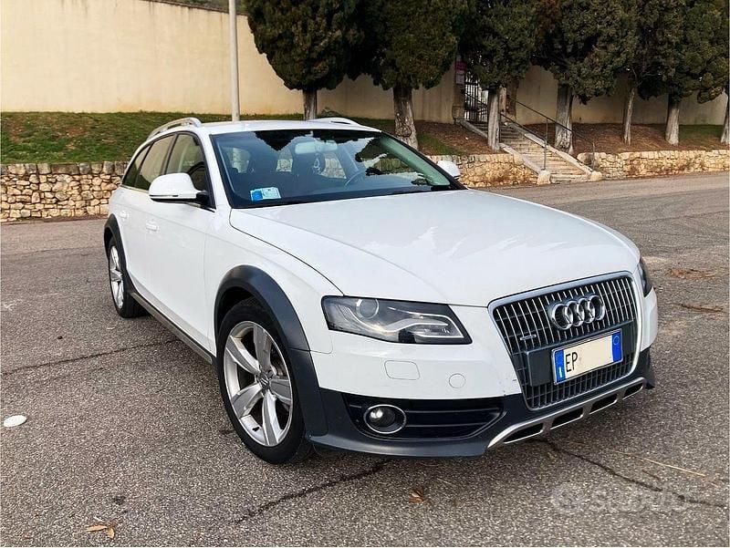 Usata Audi A4 Allroad Advanced 140 CV (102 kW) 2012 Bianco Station wagon