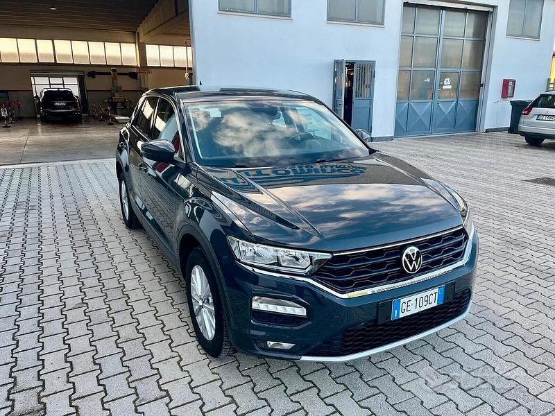 Grigio Usata 2021 VW T-Roc Business SUV | 22.500 € (Buon prezzo) - Immagine 1/4