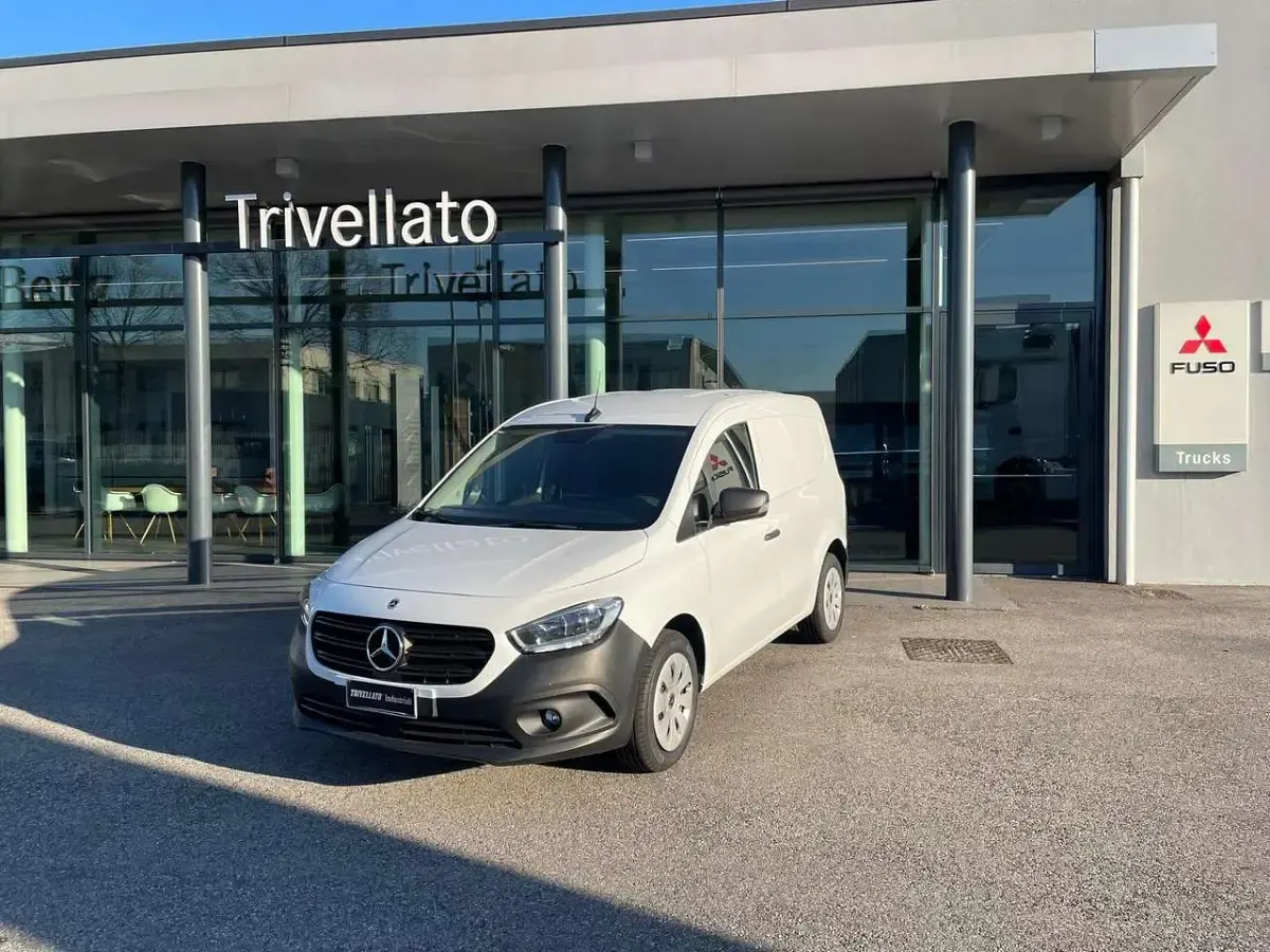 Usata Mercedes Citan 110 102 CV (75 kW) 2023 Bianco artico Furgone