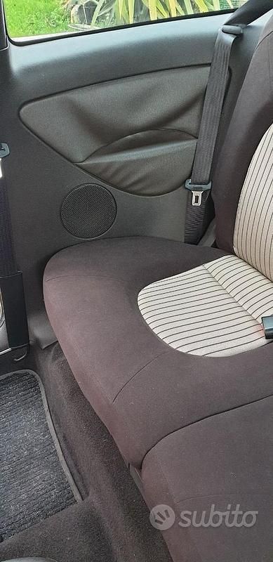 Usata Lancia Ypsilon 69 CV (50 kW) 2007 Nero Utilitaria