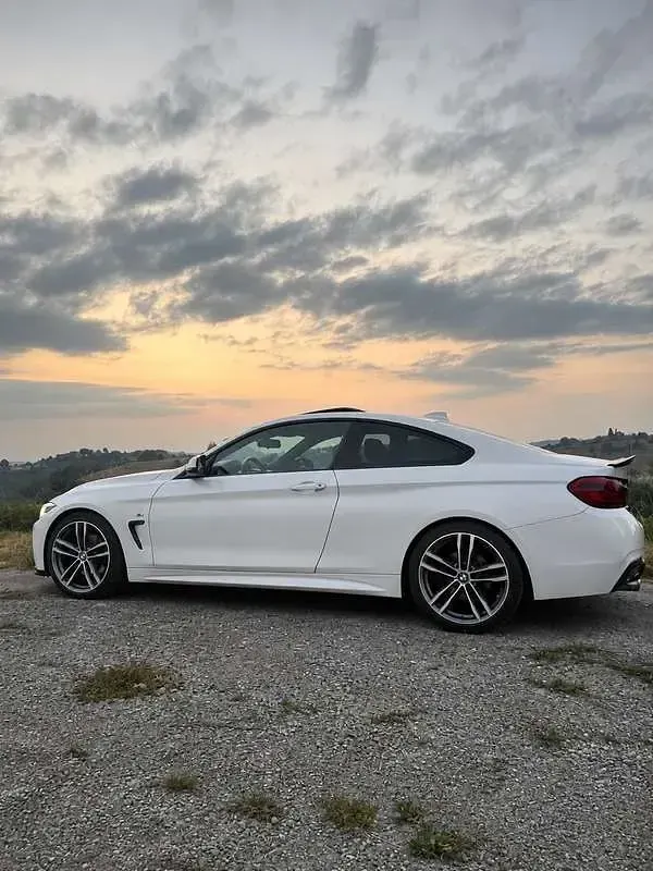 Usata BMW 420 Coupé M Sport 190 CV (139 kW) 2019 Bianco Coupé