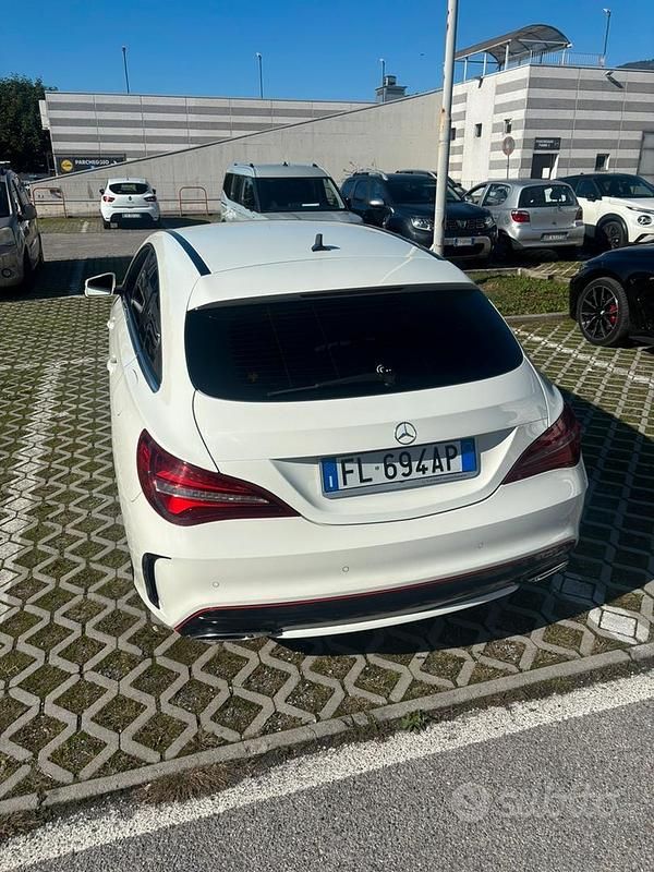 Usata Mercedes CLA180 Premium 109 CV (80 kW) 2017 Bianco Berlina