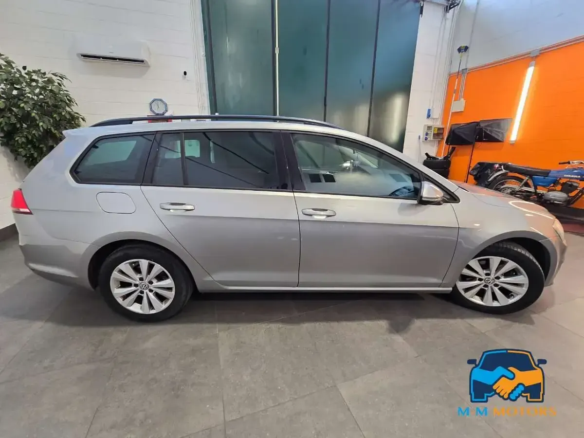Usata VW Golf VII Comfortline 105 CV (77 kW) 2014 Argento Station wagon