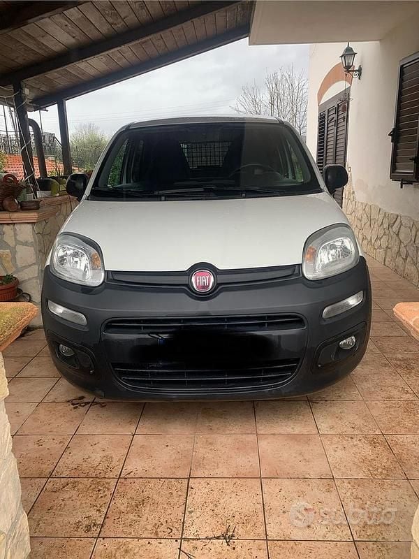 Bianco Usata 2016 Fiat Panda Due volumi | 5500 € (Super prezzo) - Immagine 1/4