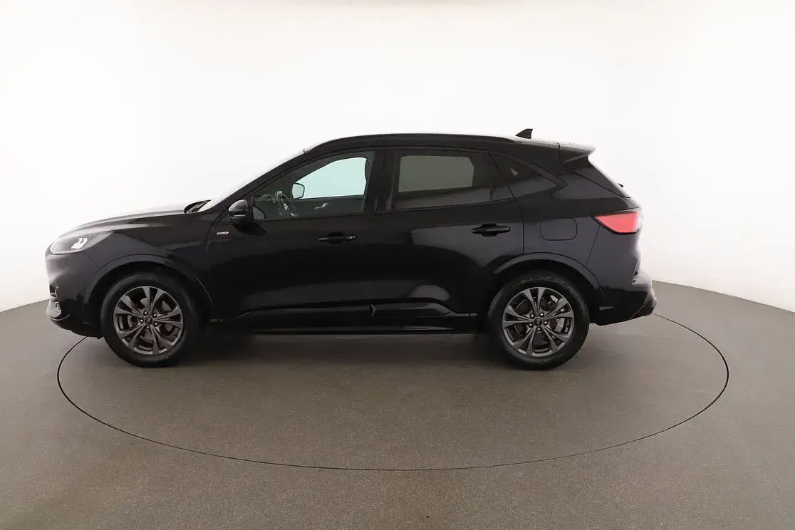 Usata Ford Kuga ST-Line 150 CV (110 kW) 2023 Nero SUV