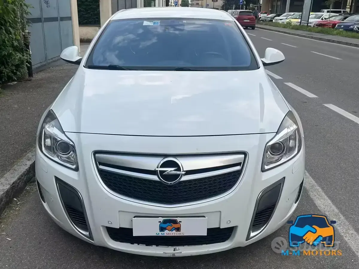 Gebraucht Opel Insignia OPC 325 PS (239 kW) 2011 Weiß Limousine