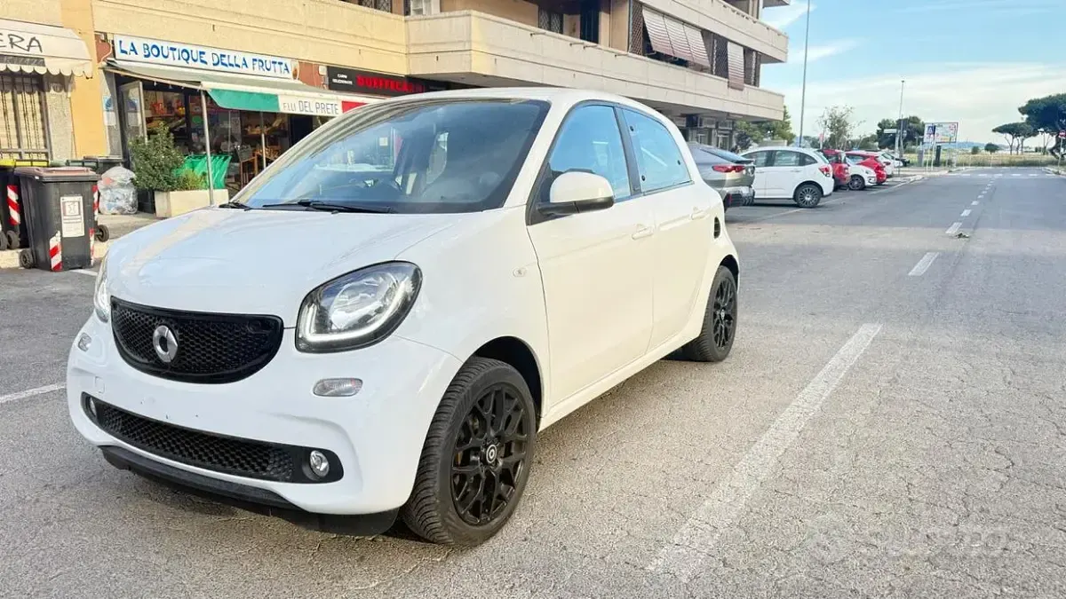 Usata Smart ForFour Passion 71 CV (52 kW) 2019 Bianco Utilitaria