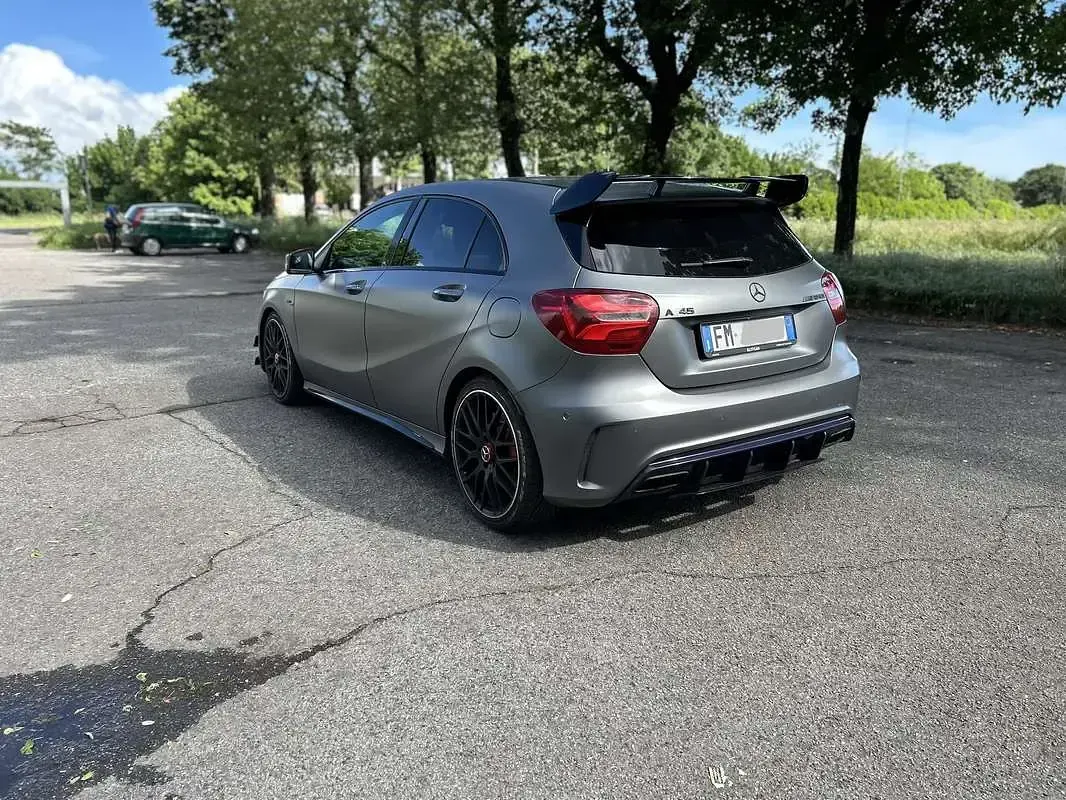 Usata Mercedes A45 AMG AMG 381 CV (280 kW) 2018 Berlina