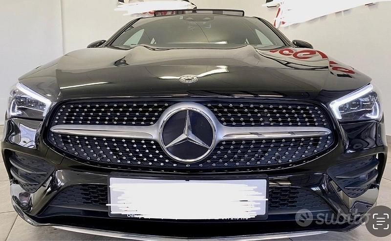 Usata Mercedes CLA220 Shooting Brake Premium 190 CV (139 kW) 2020 Nero Station wagon