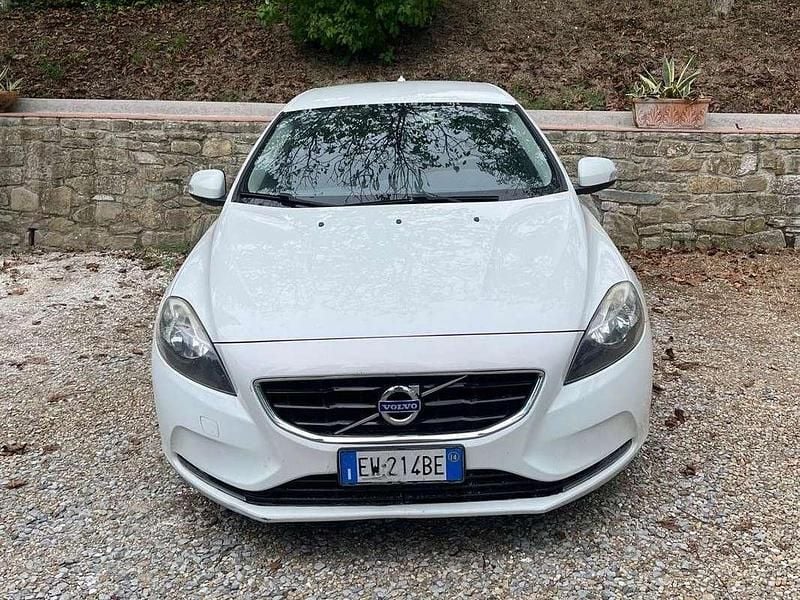 Usata Volvo V40 114 CV (83 kW) 2014 Bianco Station wagon