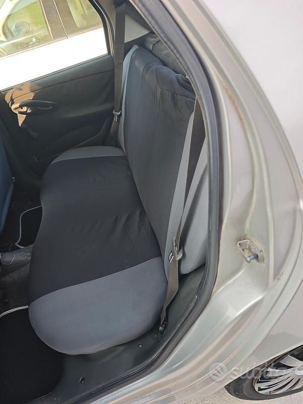 Usata Fiat Punto 2005 Utilitaria