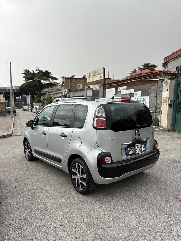 Usata Citroën C3 Picasso Exclusive 100 CV (73 kW) 2018 Grigio Monovolume