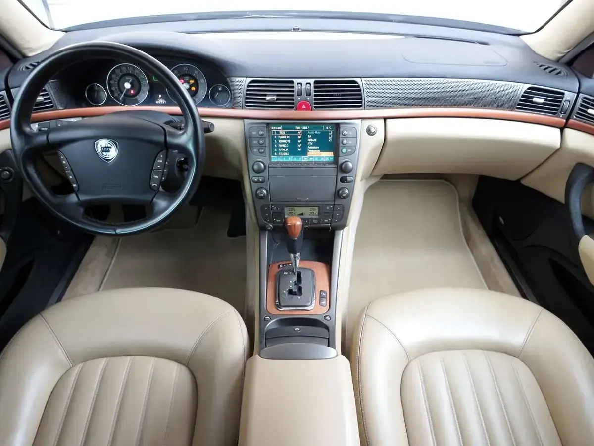 Usata Lancia Thesis 215 CV (158 kW) 2002 Grigio Berlina