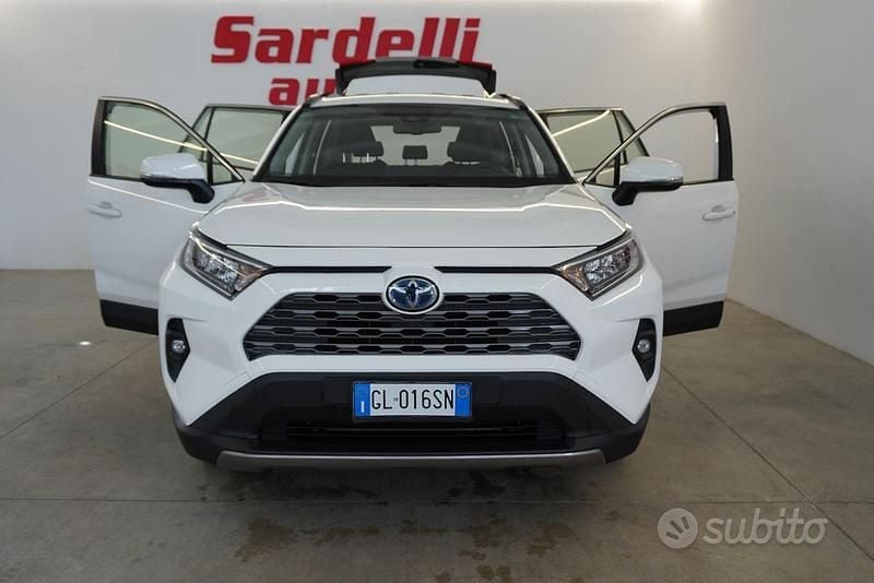 Usata Toyota RAV4 Hybrid Business Edition 222 CV (163 kW) 2022 Bianco SUV