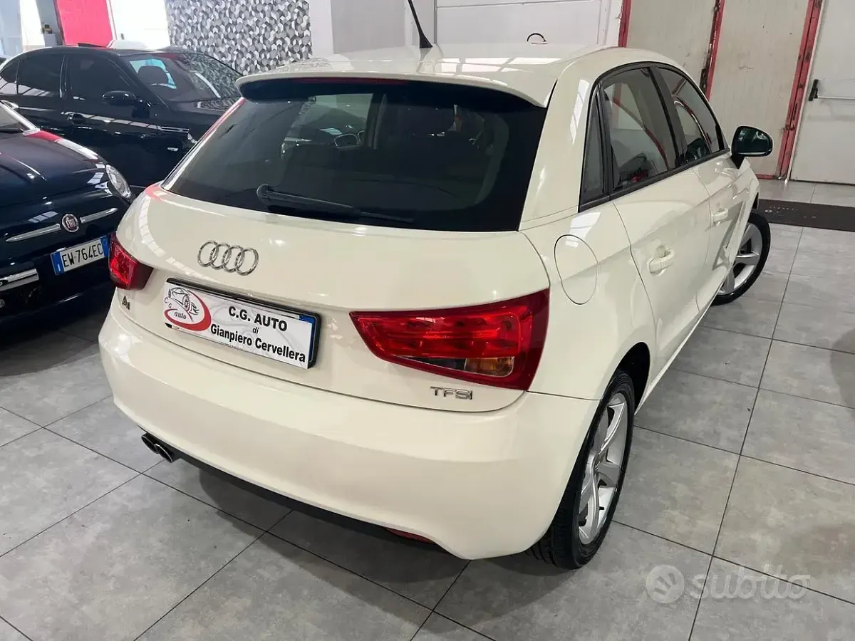 Usata Audi A1 Ambition 122 CV (89 kW) 2012 Bianco Utilitaria