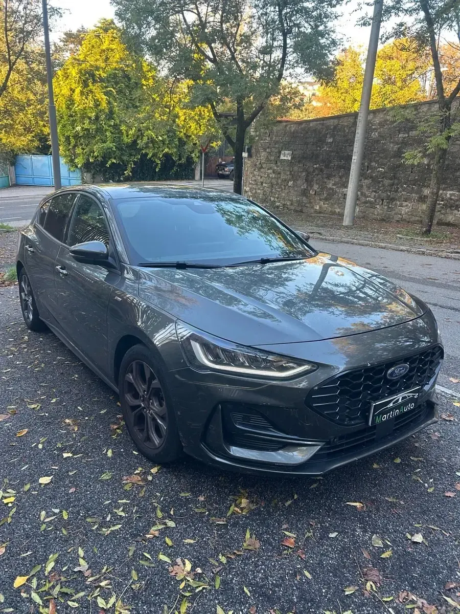 Usata Ford Focus 123 CV (90 kW) 2023 Grigio Berlina