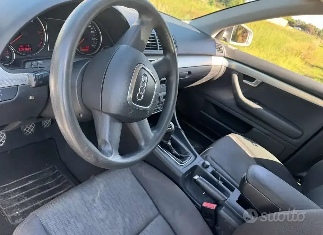 Usata Audi A4 140 CV (102 kW) 2006 Berlina