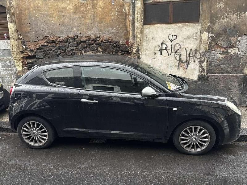 Usata Alfa Romeo MiTo Distinctive 95 CV (69 kW) 2014 Nero Utilitaria