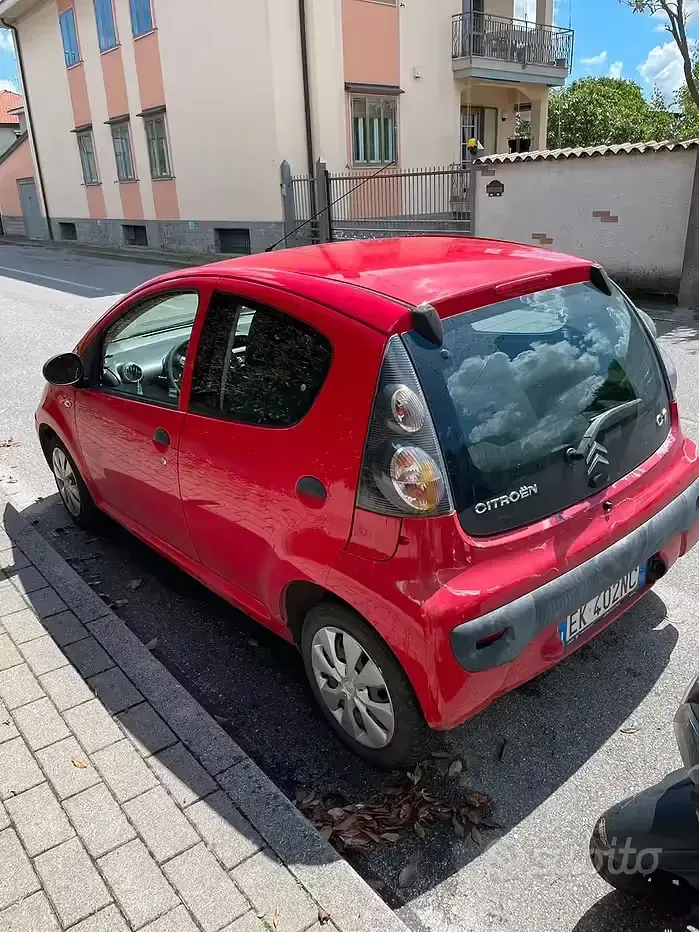 Usata Citroën C1 68 CV (50 kW) 2012 Rosso Utilitaria