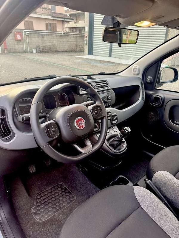 Usata Fiat Panda Sport 69 CV (50 kW) 2022 Grigio Utilitaria