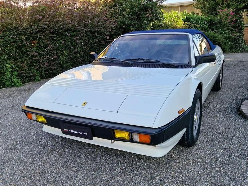 Usata Ferrari Mondial 230 CV (169 kW) 1987 Bianco Cabrio