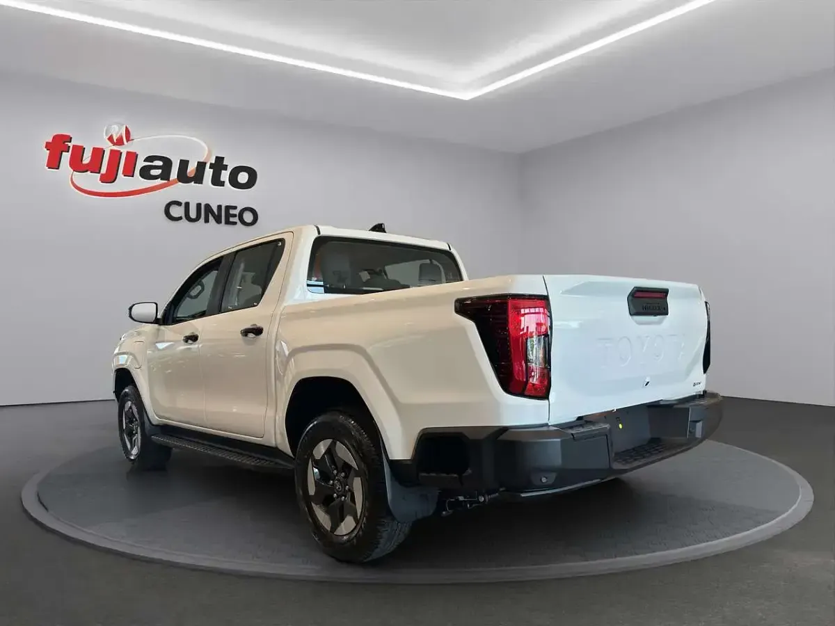 Nuova Toyota HiLux 211 kW (287 CV) 2026 Bianco Pick-up