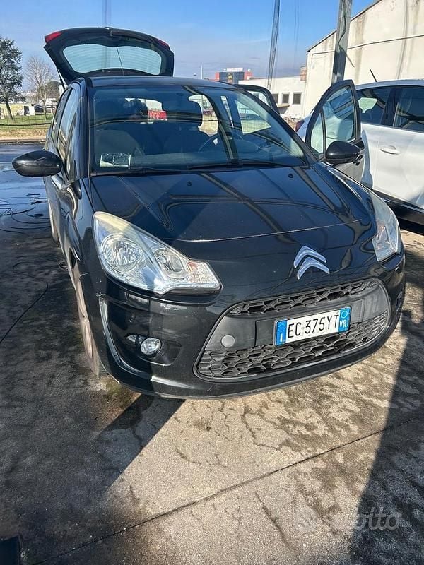 Usata Citroën C3 Exclusive 70 CV (51 kW) 2011 Nero Berlina