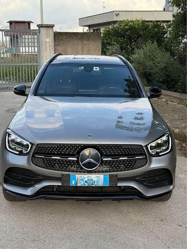 Gebraucht Mercedes GLC300 Premium Plus 245 PS (180 kW) 2022 Grau SUV