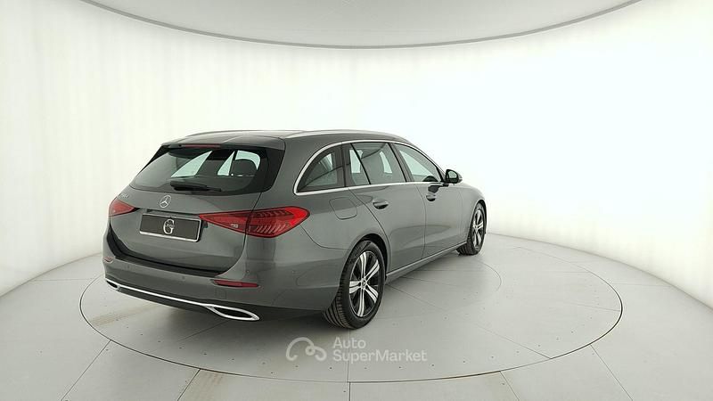Usata Mercedes C200 Advanced 163 CV (119 kW) 2025 Selenitgrey  metallic paint Station wagon