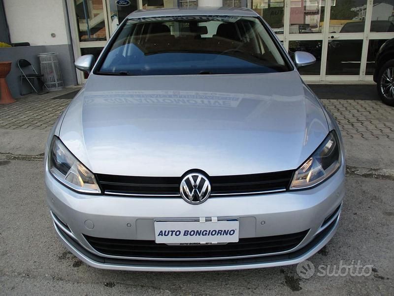 Usata VW Golf VII Executive 110 CV (80 kW) 2017 Giallo Berlina