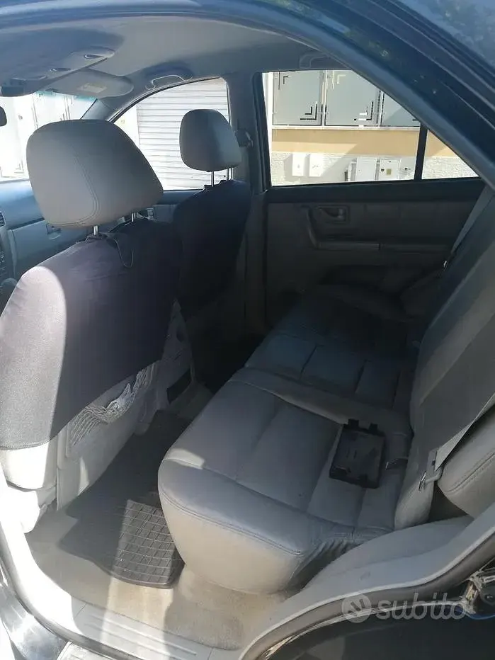 Usata Kia Sorento 140 CV (102 kW) 2005 Nero SUV